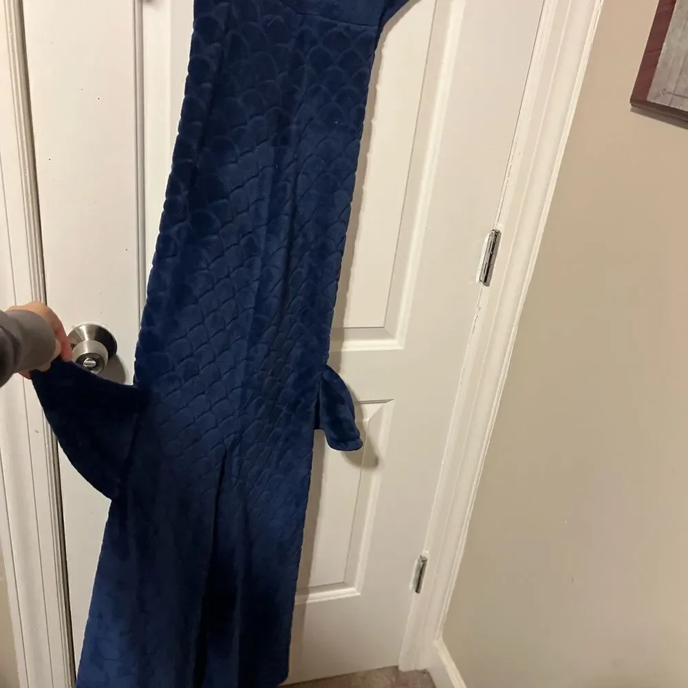 Shark tale blanket